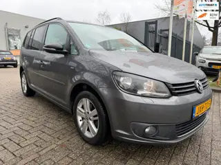 Volkswagen TOURAN 1.2 TSI Highline BlueMotion camera, trekhaak, cruise controle, ele pakket multi-st