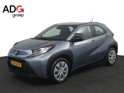 Toyota Aygo X 1.0 VVT-i MT Play | Adaptieve Cruise control | Apple Carplay | Android Auto | Airco |