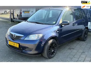 Mazda 2 1.4 Exclusive / MULTIFUNCTIONEEL STUURWIEL / ELEKTRISCHE RAMEN VOOR / NAP !