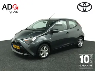Toyota Aygo 1.0 VVT-i x-play | Lichtmetalen Velgen | Airco | Achteruitrijcamera | Led Verlichting | 