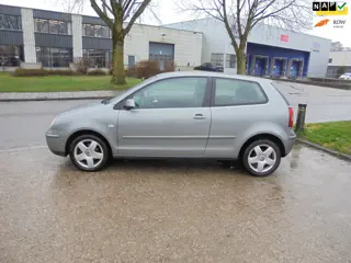 Volkswagen Polo 1.4-16V Athene