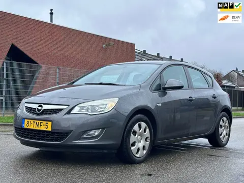 Opel Astra 1.4 Business Edition Navigatie*Cruise*Airco*NAP*APK*Elektrische ramen*