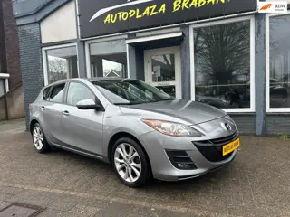 Mazda 3 1.6 S / NAVI/ AIRCO/ PDC/ CRUISE/ XENON/ 16 INCH/ AUX