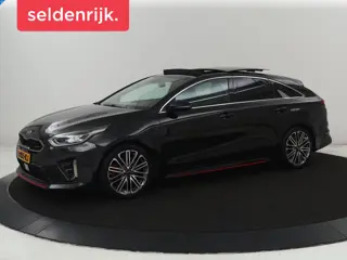 Kia ProCeed 1.6 T-GDI GT | 204pk | Panoramadak | Leder/Alcantara | Stoel & stuurverwarming | Trekhaa