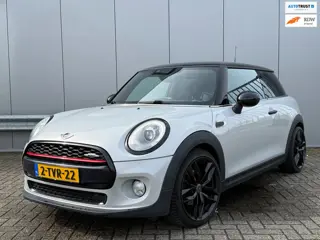 Mini Mini 1.5 Cooper Chili | Navigatie | Leder | Stoelverwarming | Climate Control