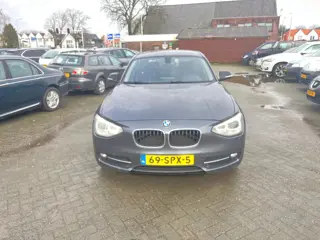 BMW 1-serie 116i Business ecc navi lm velgen camera