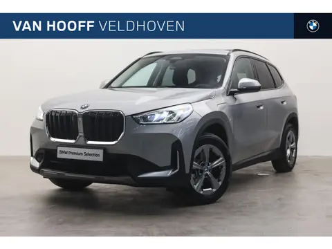 BMW X1 xDrive25e Automaat / Trekhaak / Panoramadak / 	Achteruitrijcamera / Stoelverwarming