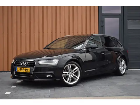 Audi A4 Avant 2.0 TFSI 211pk Quattro S-line | Pano | Leer | Trekhaak
