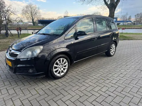 Opel Zafira 1.8 Temptation