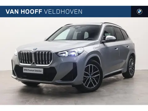 BMW X1 xDrive25e High Executive M Sport Automaat / Panoramadak / Sportstoelen / M Adaptief onderstel
