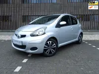 Toyota Aygo 1.0-12V/AIRCO/5dr/nw koppeling, remmen, oh beurt en nw APK/2e eigenaar/lage km-stand met