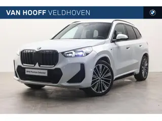 BMW X1 sDrive18i M Sport Automaat / Trekhaak / Sportstoelen / M Adaptief onderstel / Comfort Access 