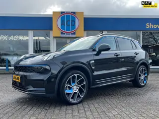 Lynk & Co 01 1.5 261pk PHEV 7DCTH | Orig.NL | PanoramaDak | 360 graden Camera | Carplay |