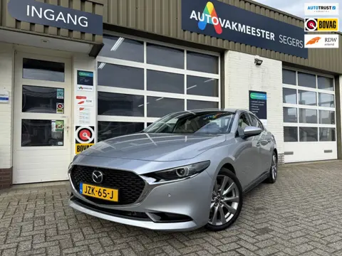 Mazda 3 2.0 e-SkyActiv-G M Hybrid 122 Luxury|Apple carplay|