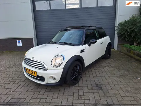 Mini Mini | 1.6 Cooper | Volledig onderhouden! | Airco | Open dak |