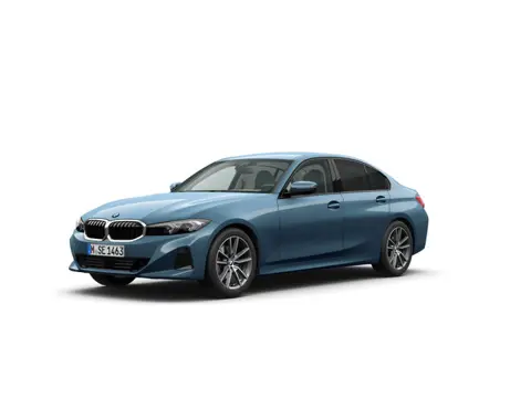 BMW 3-serie 320i Sedan | Active Cruise Controle | Trekhaak | Sportstoelen | Leder | Innovation Pack