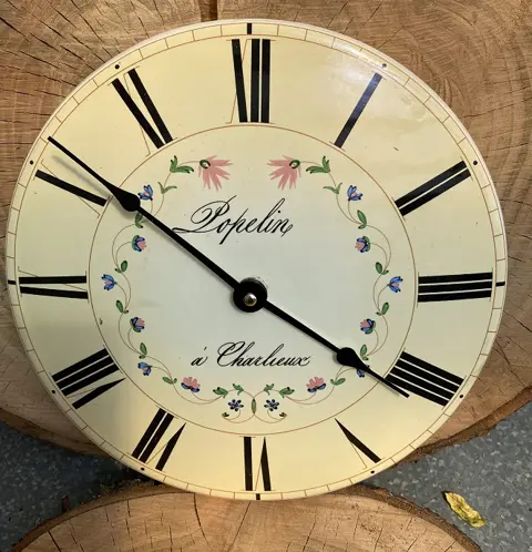 WANDKLOK KERAMIEK BLOEM ROMANTISCH 25 CM NIEUW