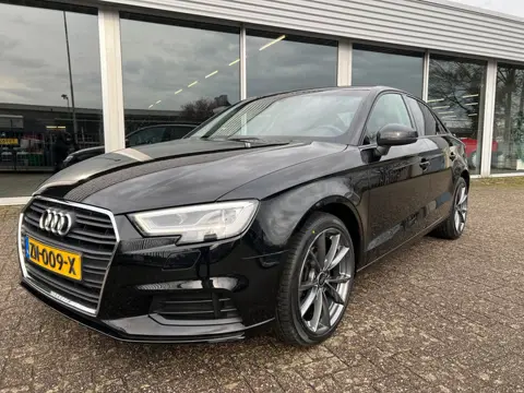 Audi A3 Limousine 30 TFSI Pro Line, Xenon, Navi