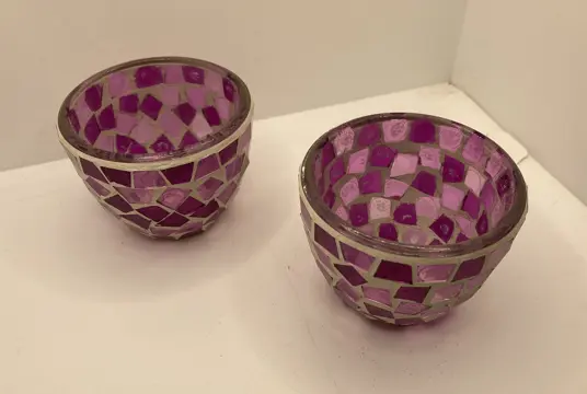 WAXINELICHTJES IN GLAS MOZAIEK HOOG 6,5 CM PAARS NIEUW