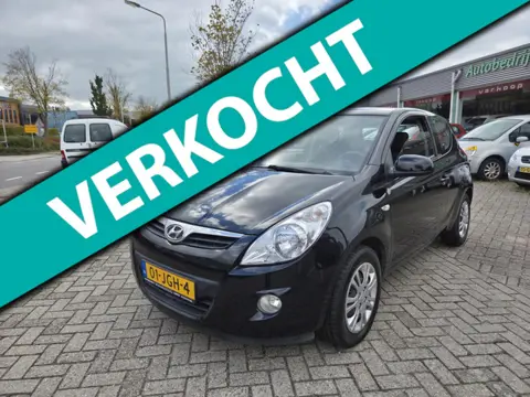 Hyundai I20 1.2i DynamicVersion|NAP|AIRCO|3-DEURS|