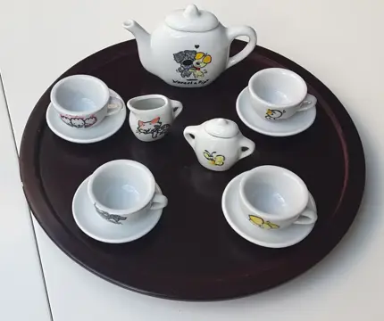 WOEZEL EN PIP MINI SERVIES