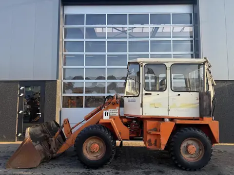 Schaeff SKB 902 (bj 1988)