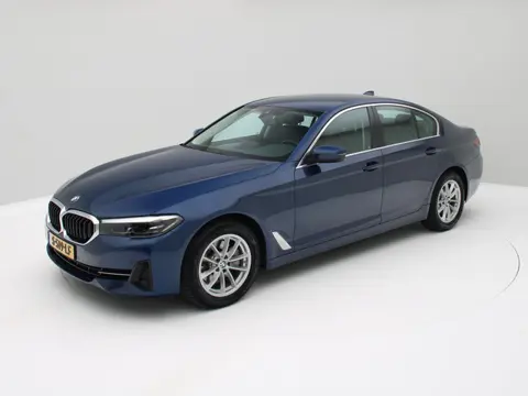 BMW 5 Serie 520i Business Edition Plus / Origineel NL / Carplay / Memory