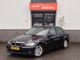 BMW 3-serie 320i High Executive 150 PK airco LM 4-deurs