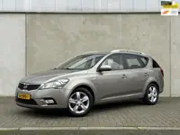 Kia Cee'd Sporty Wagon 1.4 CVVT Navigator Plus Pack APK LM velgen NAP