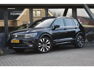 Volkswagen Tiguan 1.5 TSI ACT Highline R-Line | TREKHAAK | PANORAMADAK | DYNAUDIO | VIRTUAL | NAP