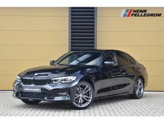 BMW 3-serie 330e eDrive Edition * Sportline * Hifi * 19"M-Velgen * DAB * Live Cockpit Proffesional *