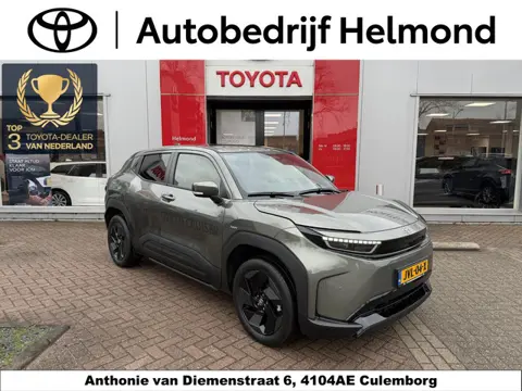 Toyota Urban Cruiser Dynamic 61 kWh