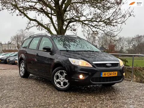 Ford Focus Wagon 1.6 Comfort | PDC + Cruise + Clima nu € 3.975,-!!!