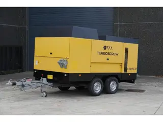 Compair C 230 TS - 17 (bj 2021)