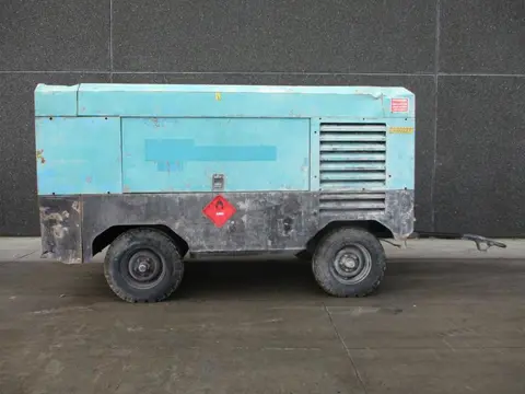 Ingersoll Rand 12 / 235 (bj 2002)