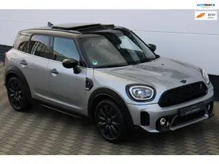 Mini Countryman 2.0 Cooper S MINI Yours Pano HUD H/K BTW !!