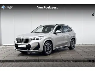 BMW X1 xDrive25e M-Sport 18 Inch / Adaptief M onderstel / Comfort Acces / Glazen Dak / Electrisch ve