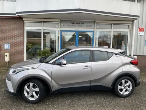 Toyota C-HR 1.8 Hybrid Dynamic (bj 2017, automaat)