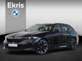 BMW i5 Touring eDrive40 M Sport Edition 84 kWh BMW Individual Lakkleur/ M- Sportpakket Pro/ Comfort 