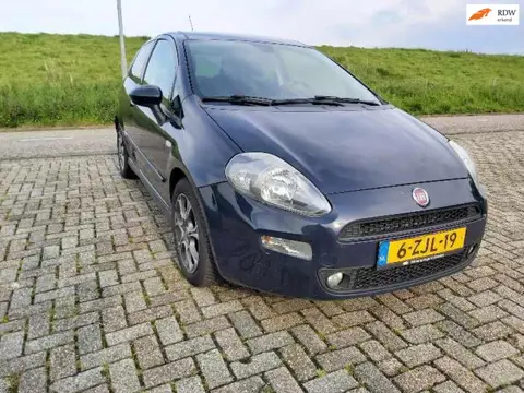 Fiat Punto Evo 0.9 TwinAir burning price 3000 €