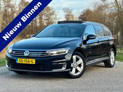 Volkswagen Passat Variant 1.4 TSI GTE Highline Leder Clima Panodak Trekhaak Virtueel Display Stoelve