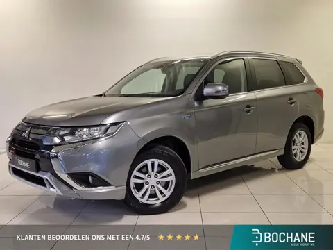 Mitsubishi Outlander 2.4 PHEV Intense  | Apple CarPlay / Android Auto navigatie | Trekhaak | Stoelve