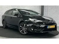 Toyota Avensis Touring Sports 1.8 VVT-i Dynamic / Stoelverwr. / Cruise