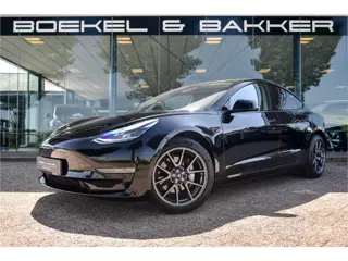 Tesla Model 3 Standard RWD Plus 60 kWh ** Autopilot **
