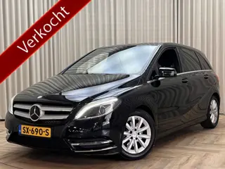 Mercedes-Benz B-Klasse 180 Prestige *Afn. Trekhaak* Camera / Xenon / Stoelverw. / Privacy Glass + Ch