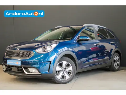 Kia Niro 1.6 GDi Hybrid DynamicLine |leder|stoelverwarming|camera|ACC|parkeersensoren|