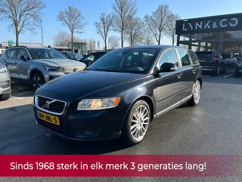 Volvo V50 1.8 Sport! 1e EIGENAAR NL AUTO NAP! Airco l Cruise l Trekhaak l LMV l MTF-STUUR! DEALER OH