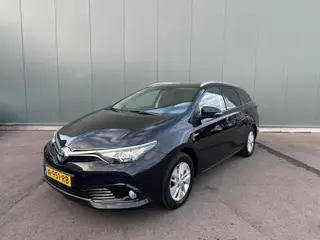 Toyota Auris Touring Sports 1.8 Hybr. Now CAMERA | CRUISE CONTROL !