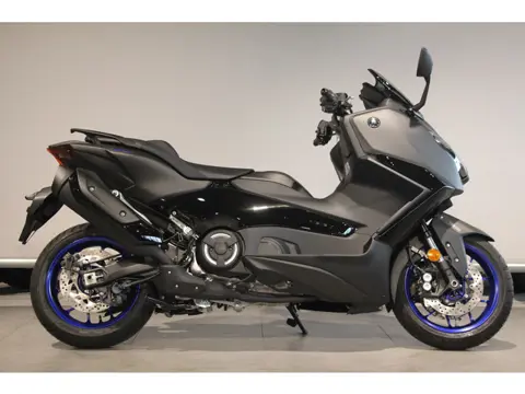 Yamaha T-MAX 560 (bj 2025)