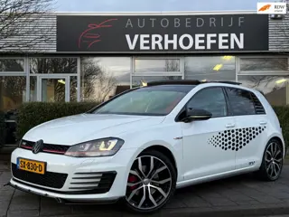 Volkswagen Golf 2.0 TSI GTI - TCR LINE - PANORAMADAK - GETUNED - STOEL VERW - CRUISE / CLIMATE CONTR